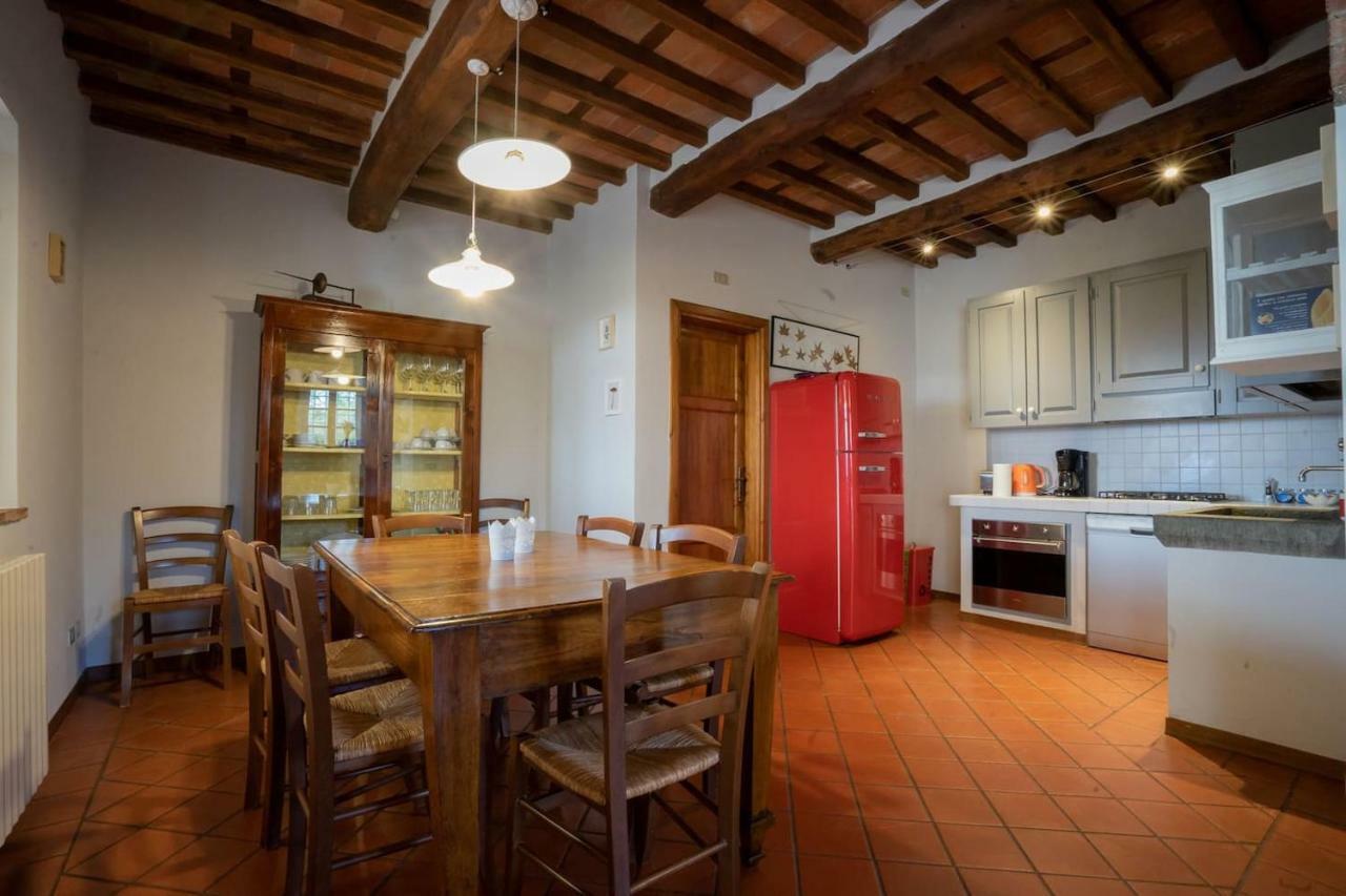 Ampio Appartamento Completamente Rinnovato Con Vista E Piscina Лукка Экстерьер фото